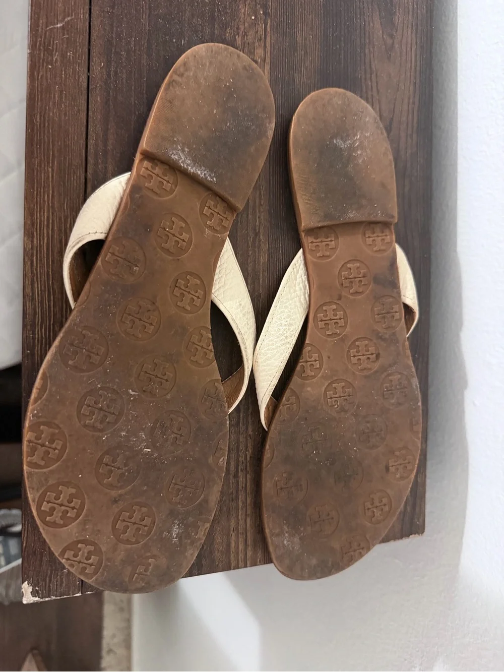 Tory Burch beige leather